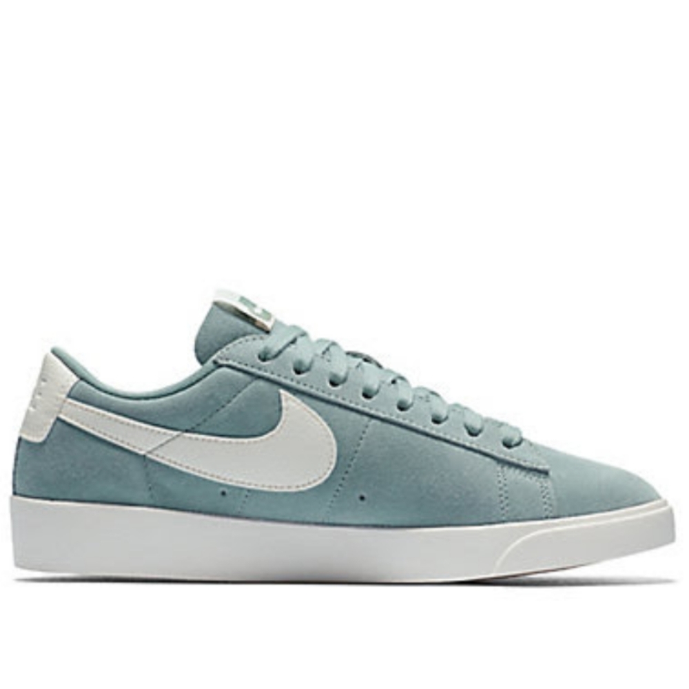 Nike Blazer suede blue sneakers